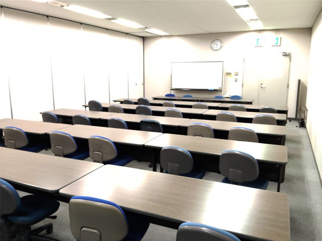 写真：会議室内部