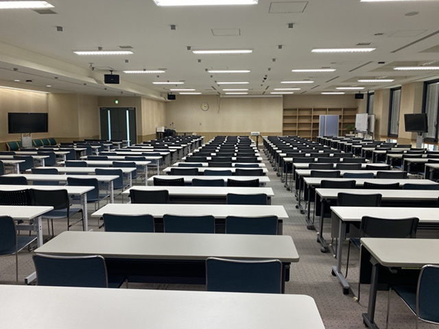 写真：ホール内部