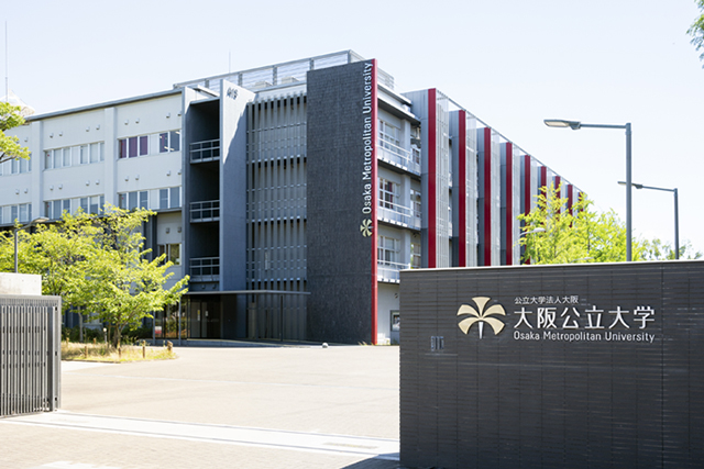 写真：中百舌鳥門
